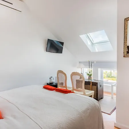 Guest house Molo 44 Puerto Banus 4*