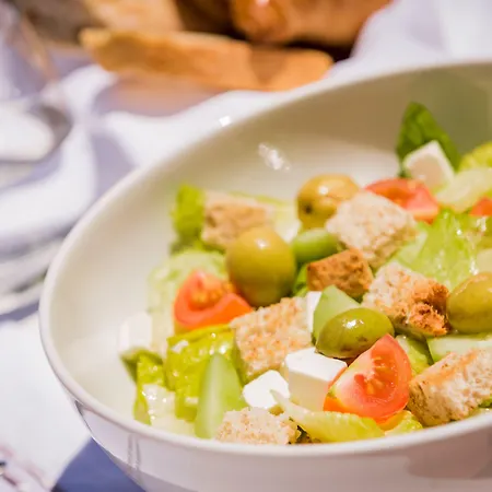 בית הארחה Molo 44 Puerto Banus 4*