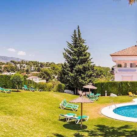 Molo 44 Puerto Banus Guest house