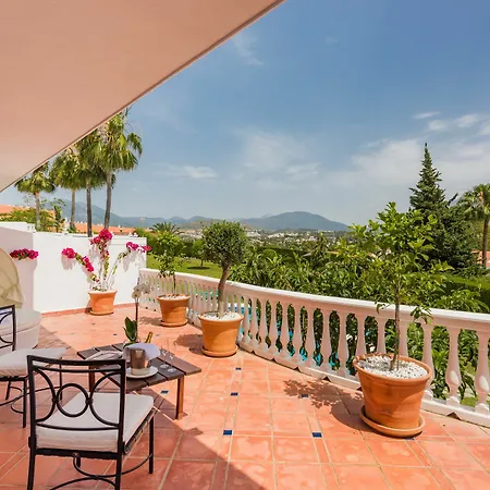 Affittacamere Molo 44 Puerto Banus