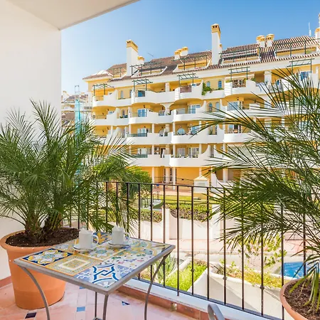 Molo 44 Puerto Banus Affittacamere 4*